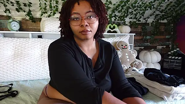 -khayaparker online show from March 3, 1:20 pm