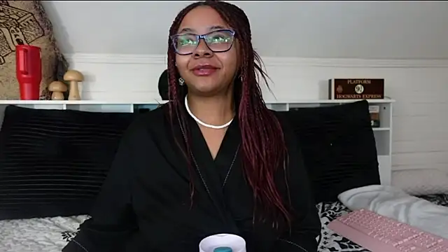 Snapshot of -khayaparker chatting on January 17, 9:25 am -khayaparker online show from January 17, 9:25 am