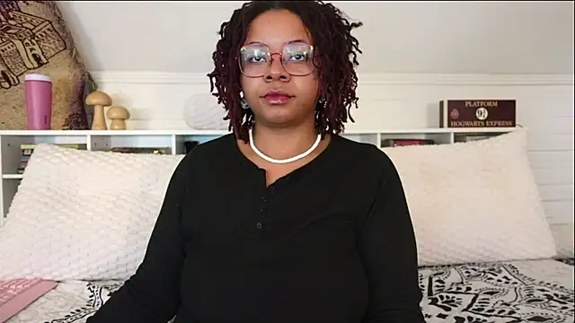 Snapshot of -khayaparker chatting on February 2, 9:02 pm -khayaparker online show from February 2, 9:02 pm