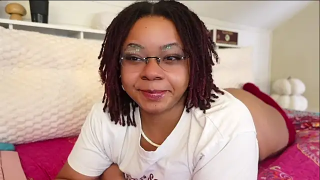 Snapshot of -khayaparker chatting on February 6, 4:43 pm -khayaparker online show from February 6, 4:43 pm