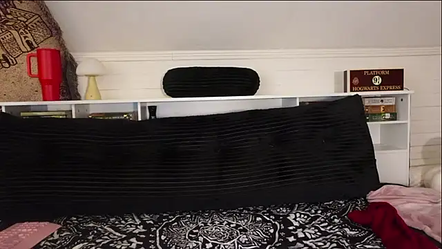 Snapshot of -khayaparker chatting on March 18, 8:39 am -khayaparker online show from March 18, 8:39 am