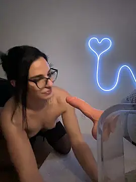 OIivia online show from February 20, 10:04 pm