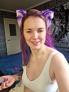 LazyTanukii online show from April 26, 8:56 am