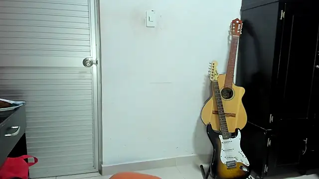 Snapshot of VincentSavage chatting on May 27, 1:57 am VincentSavage online show from May 27, 1:57 am