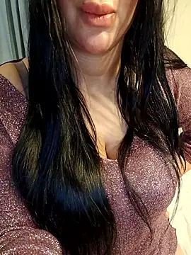 Snapshot of Queen_sousou chatting on February 15, 10:03 am Queen sousou online show from February 15, 10:03 am