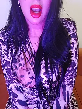 Snapshot of Queen_sousou chatting on June 12, 8:52 pm Queen sousou online show from June 12, 8:52 pm