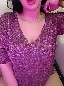 Snapshot of Queen_sousou chatting on June 21, 9:45 am Queen sousou online show from June 21, 9:45 am