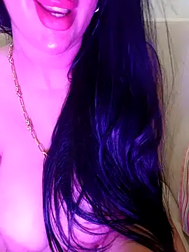 Snapshot of Queen_sousou chatting on July 3, 12:06 am Queen sousou online show from July 3, 12:06 am