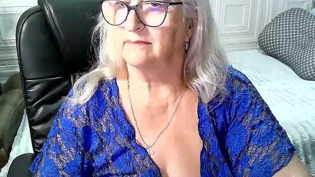 LolkaAlyss online show from July 18, 8:56 pm
