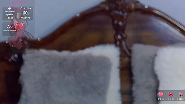 Snapshot of NicolePlay chatting on March 18, 6:57 am NicolePlay online show from March 18, 6:57 am