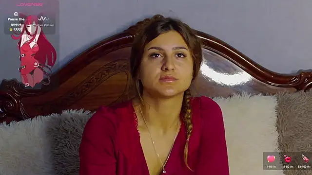 Snapshot of NicolePlay chatting on September 29, 5:01 am NicolePlay online show from September 29, 5:01 am