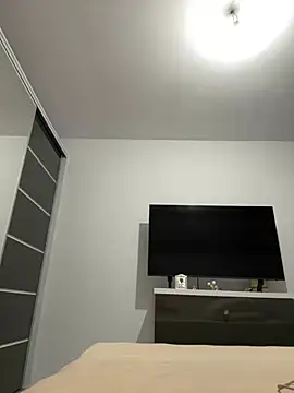 Snapshot of NicolePlay chatting on March 18, 6:33 pm NicolePlay online show from March 18, 6:33 pm