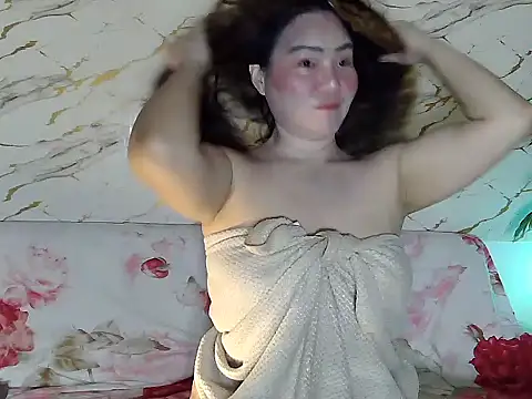 SweetAsianAss online show from March 8, 11:52 pm