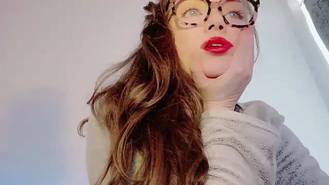 FemDom RubyKnightXXO online show from March 1, 2:34 pm