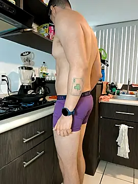 towers j online show from September 26, 4:33 pm