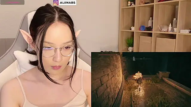 aliiiiiina online show from December 31, 8:34 pm
