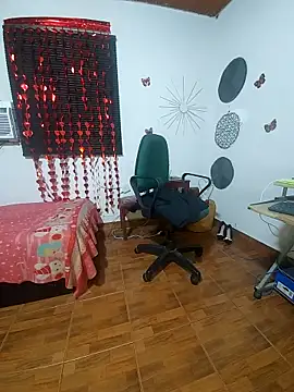 sharom smith1 online show from February 28, 7:05 am