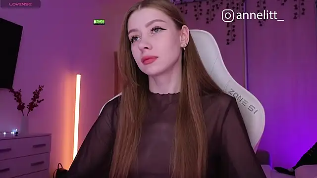 Annelitt online show from December 19, 9:22 pm