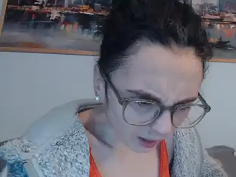 Snapshot of cleophee chatting on February 15, 7:27 am cleophee online show from February 15, 7:27 am