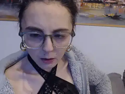 Snapshot of cleophee chatting on February 18, 6:48 am cleophee online show from February 18, 6:48 am