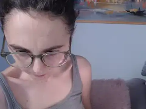 Snapshot of cleophee chatting on March 2, 7:32 am cleophee online show from March 2, 7:32 am