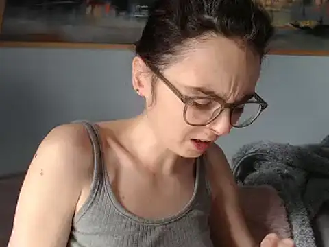 Snapshot of cleophee chatting on March 3, 6:37 am cleophee online show from March 3, 6:37 am