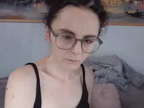 Snapshot of cleophee chatting on March 6, 6:41 am cleophee online show from March 6, 6:41 am