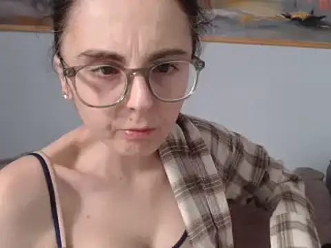 Snapshot of cleophee chatting on March 10, 9:43 am cleophee online show from March 10, 9:43 am