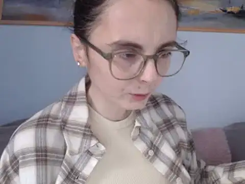 Snapshot of cleophee chatting on March 12, 7:13 am cleophee online show from March 12, 7:13 am