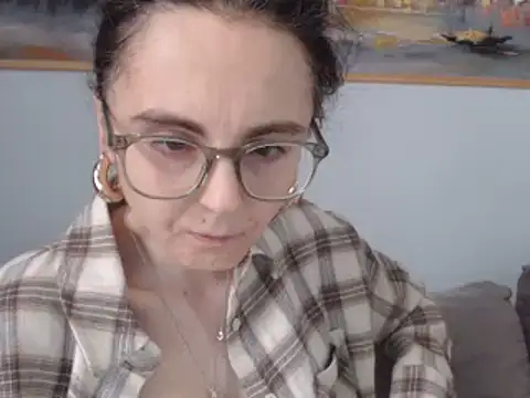 Snapshot of cleophee chatting on March 17, 9:44 am cleophee online show from March 17, 9:44 am