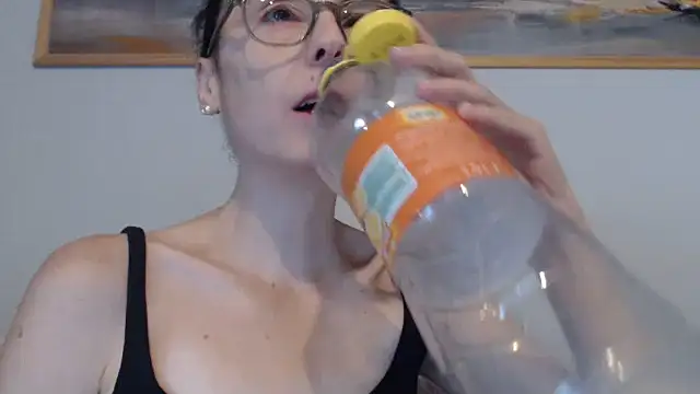 Snapshot of cleophee chatting on September 19, 5:53 am cleophee online show from September 19, 5:53 am