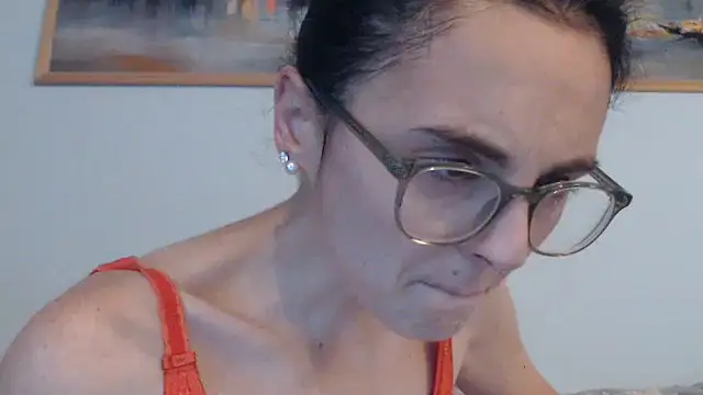 Snapshot of cleophee chatting on September 20, 6:03 am cleophee online show from September 20, 6:03 am