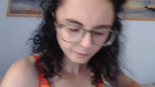 Snapshot of cleophee chatting on September 21, 6:48 am cleophee online show from September 21, 6:48 am