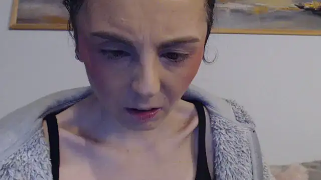 Snapshot of cleophee chatting on February 12, 6:52 am cleophee online show from February 12, 6:52 am