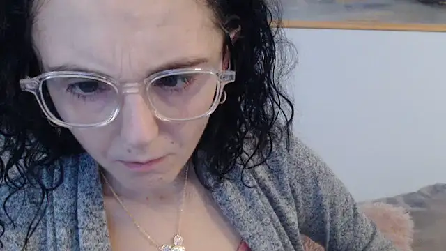 Snapshot of cleophee chatting on March 22, 7:56 am cleophee online show from March 22, 7:56 am