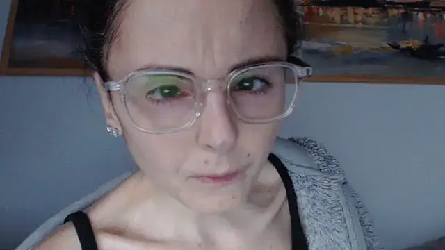 Snapshot of cleophee chatting on March 26, 6:30 am cleophee online show from March 26, 6:30 am