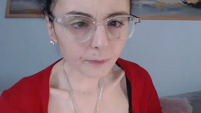 Snapshot of cleophee chatting on April 21, 5:36 am cleophee online show from April 21, 5:36 am