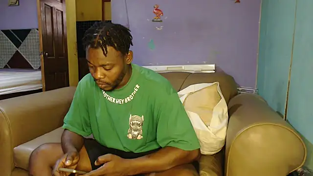 Snapshot of Tirichexxx chatting on December 14, 3:36 pm Tirichexxx online show from December 14, 3:36 pm