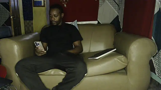 Snapshot of Tirichexxx chatting on January 3, 4:37 pm Tirichexxx online show from January 3, 4:37 pm