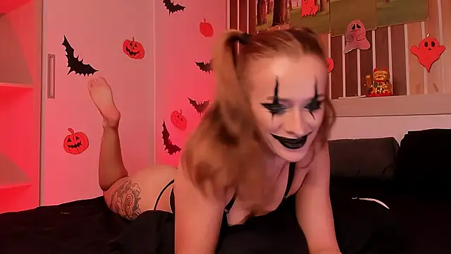 Snapshot of Dora_Banks chatting on October 29, 10:50 am Dora Banks online show from October 29, 10:50 am