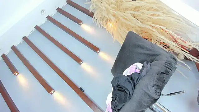 Snapshot of Tamara_18 chatting on October 11, 6:12 am Tamara 18 online show from October 11, 6:12 am