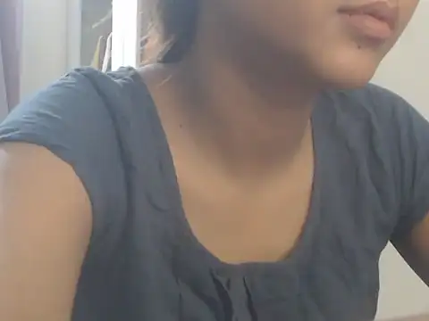 NancyRuvi online show from June 19, 3:27 pm