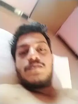 Snapshot of dzboy1994 chatting on November 18, 2:06 am dzboy1994 online show from November 18, 2:06 am