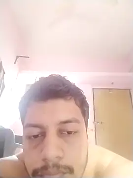 Snapshot of dzboy1994 chatting on December 5, 3:15 am dzboy1994 online show from December 5, 3:15 am