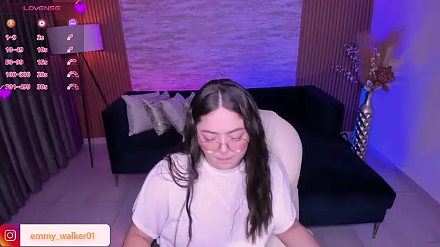 emmy walker online show from December 17, 11:05 am