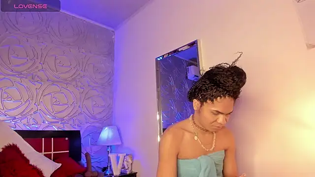 vennus1  online show from January 28, 1:27 pm