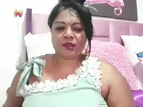 IndianDelia online show from February 6, 5:30 pm