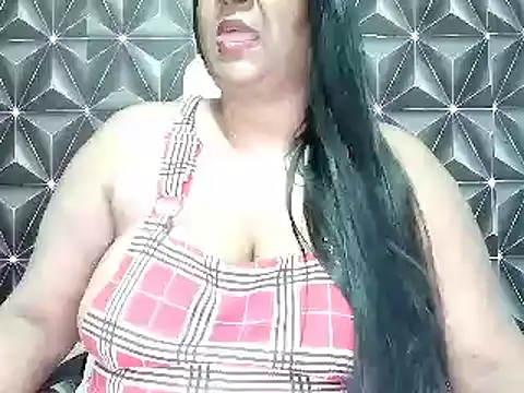 IndianDelia online show from December 20, 7:32 pm