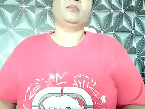 Snapshot of IndianDelia chatting on February 15, 2:03 pm IndianDelia online show from February 15, 2:03 pm