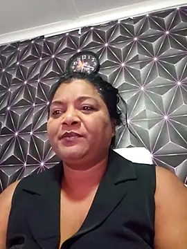 Snapshot of IndianDelia chatting on March 17, 4:17 am IndianDelia online show from March 17, 4:17 am